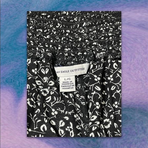 ♥︎ American Eagle Beach Shorts ♥︎ - Picture 4 of 5